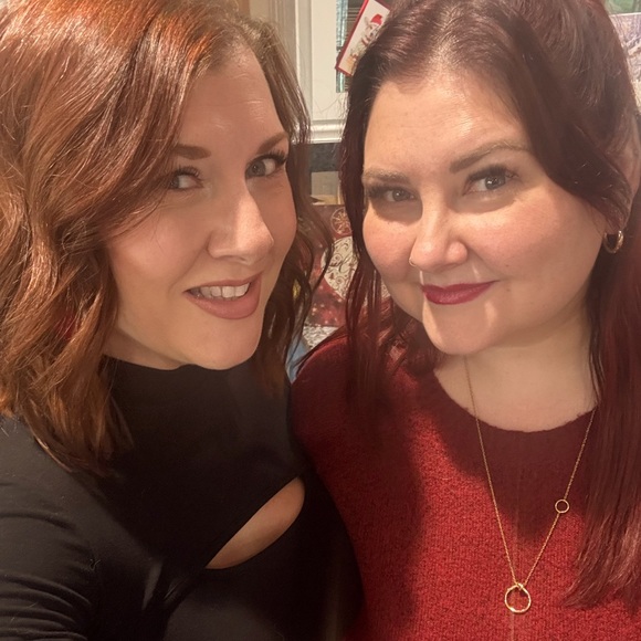 Meet your Posher, Kira - Picture 1 of 1